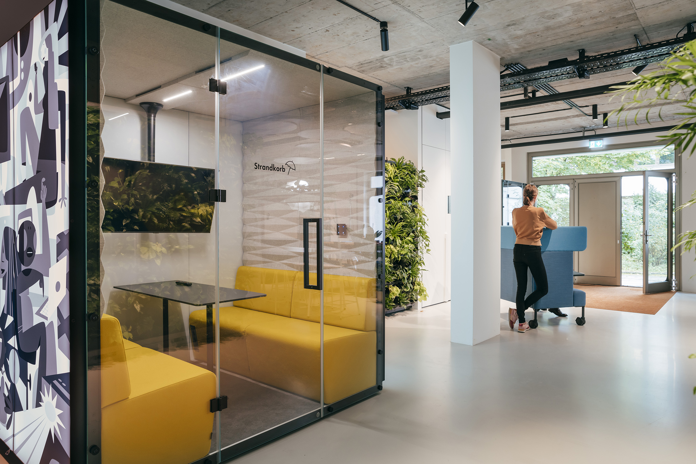 Gamomat Berlin interior design and furniture — image 3